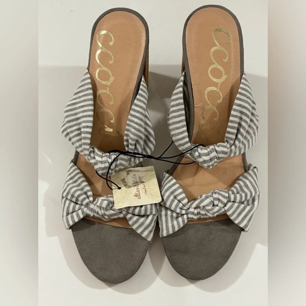 NWT Altar’d State CCOCCI Honey Gray White Stripe Knotted Block Heel Sand…
